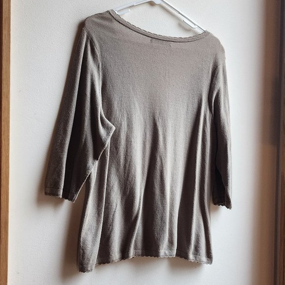 Tommy Bahama Taupe V-Neck Button Down Cardigan Size Medium - Picture 10 of 13